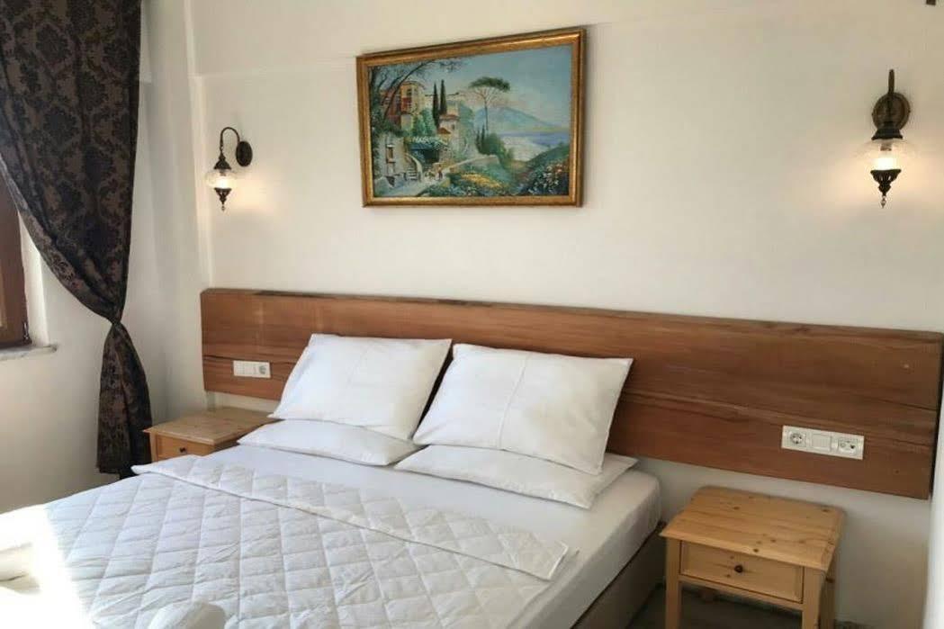 Sukha Inn Hotel & Beach Бозджаада Екстер'єр фото