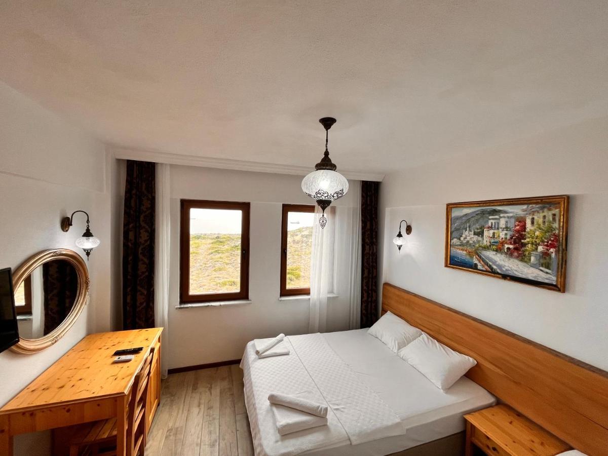 Sukha Inn Hotel & Beach Бозджаада Екстер'єр фото
