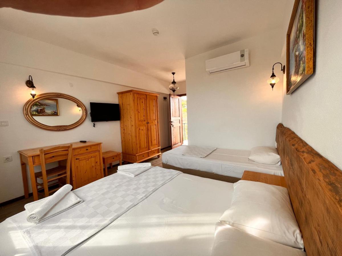 Sukha Inn Hotel & Beach Бозджаада Екстер'єр фото