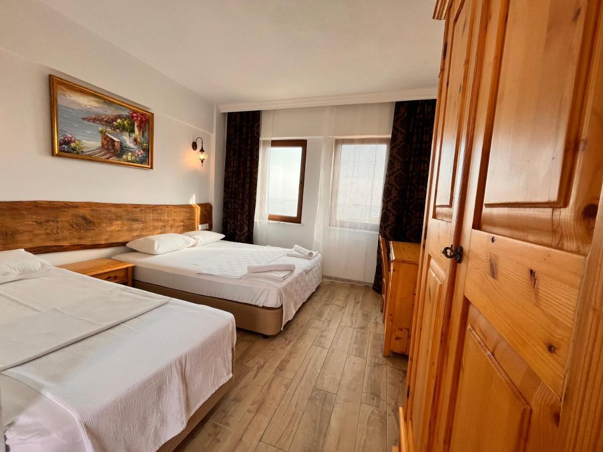 Sukha Inn Hotel & Beach Бозджаада Екстер'єр фото